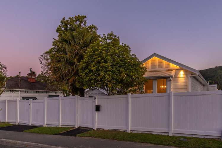 9 Emano Street, Toi Toi_0