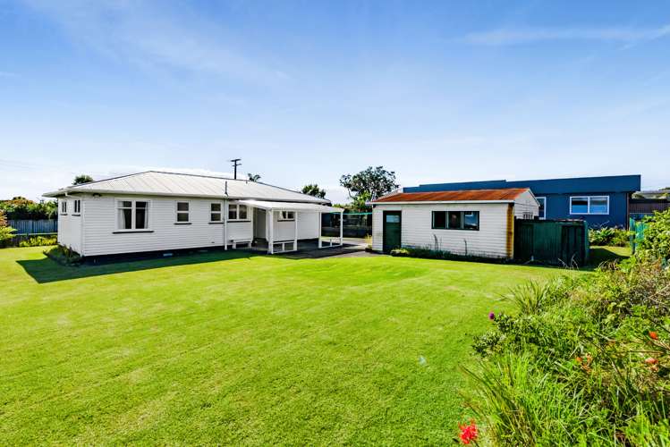 6 Mace Terrace Oakura_21