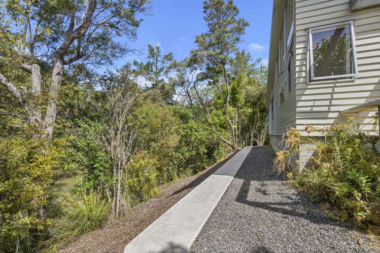 10 Beach Street Sandspit_36