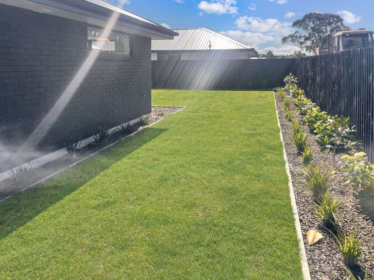 17 Mcquillan Avenue Woodend_18