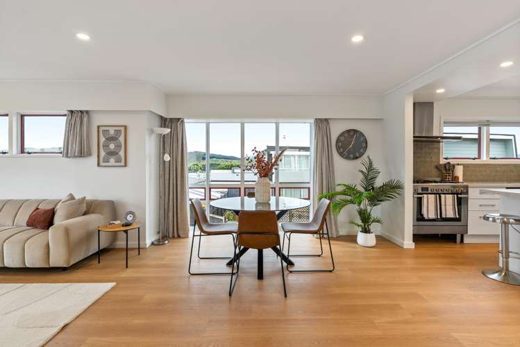 81 Seaview Road Paremata_6