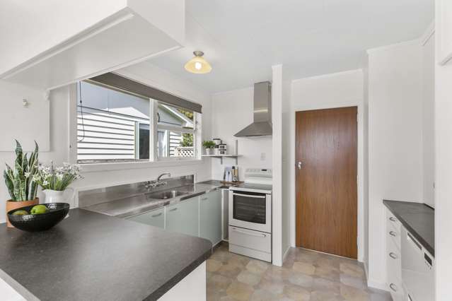 18 Voltaire Street Karori_4