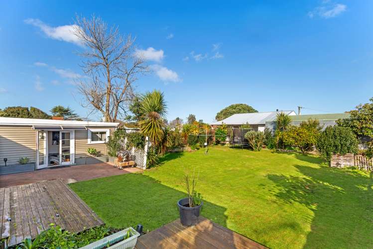 754 Childers Road Elgin_9