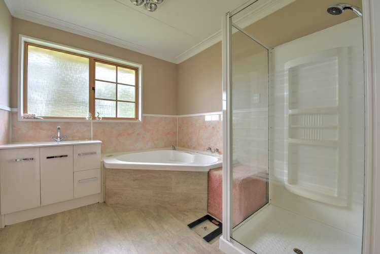 349 Oteramika Road Seaward Bush_12