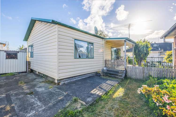 63 Gloucester Road Manurewa_12