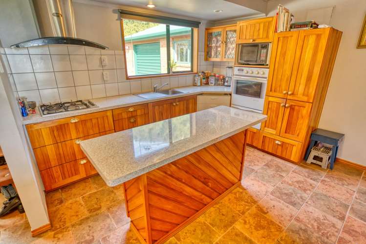 2A Golden Sands Road Barrytown_9