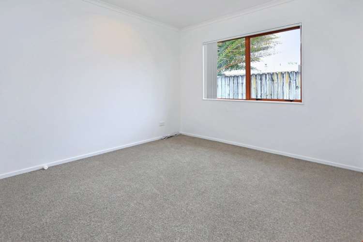 8 Ettrick Lane Papakura_9