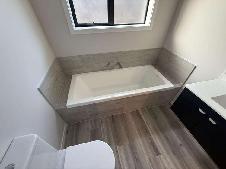 B/30 Queenwood Road Levin_12