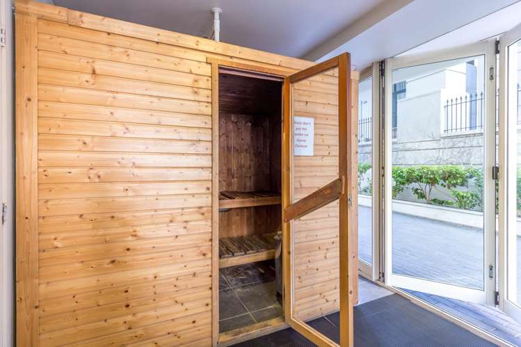 701/10 Waterloo Quadrant Auckland Central_12