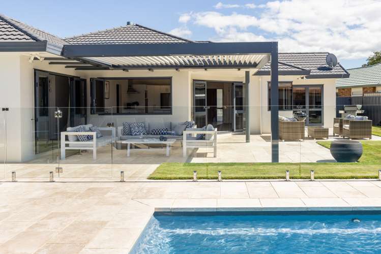 9 Forbury Way Taradale_4