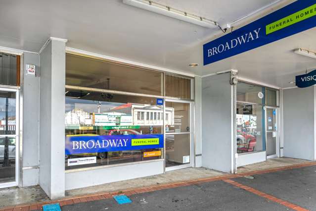 184-190 Whitaker Street Te Aroha_3