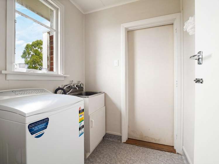 143 Main Road Fairfield_15