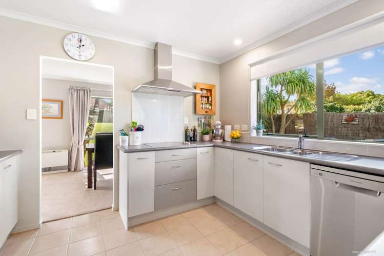 7 Tauranga Place Orewa_7