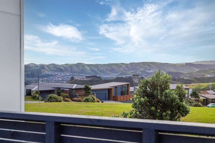 32 Tea Tree Lane Woodridge_12