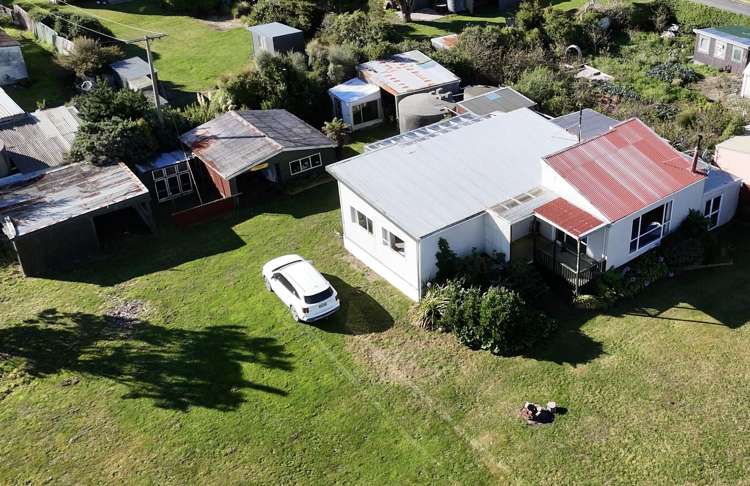 290 Newhaven Road Owaka_20