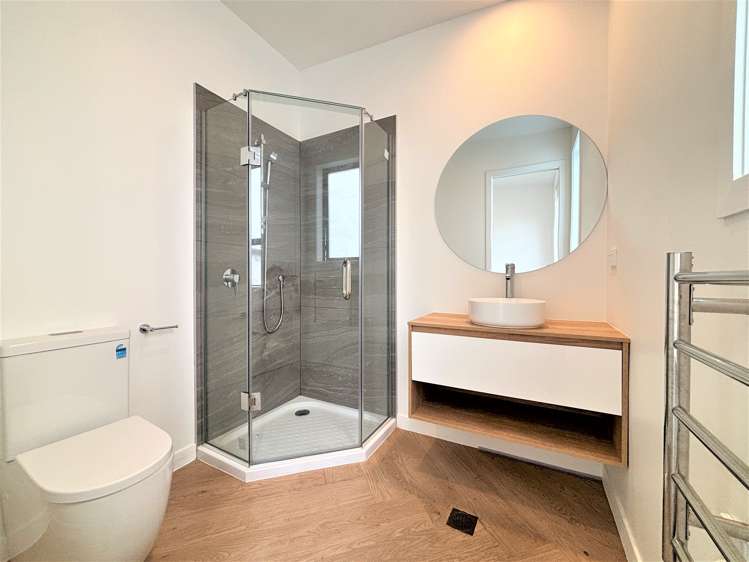 9/8 Bennett Road Pakuranga_12