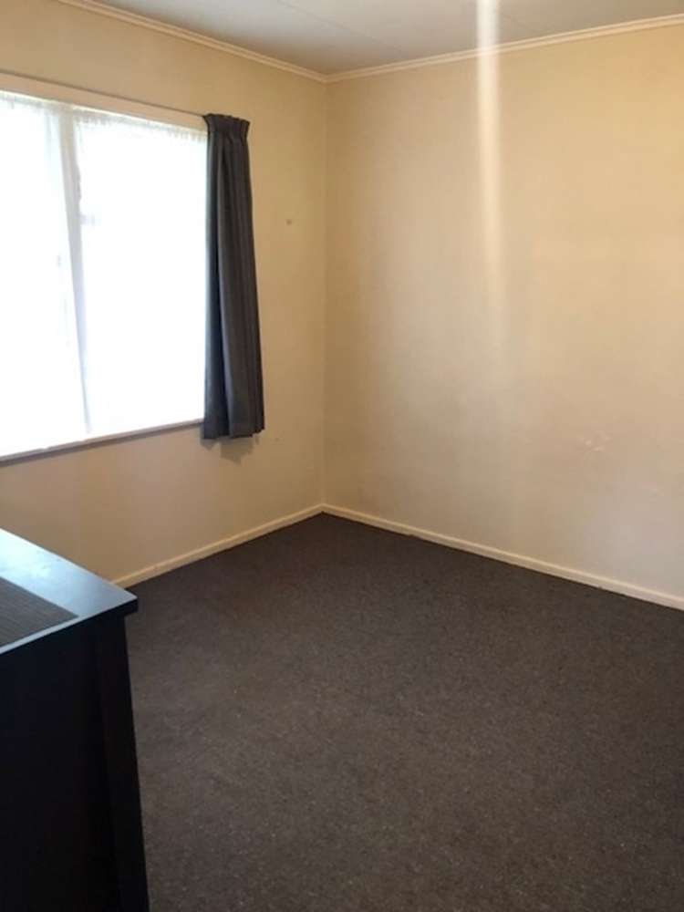 1/8 Ararino Street 11322_11