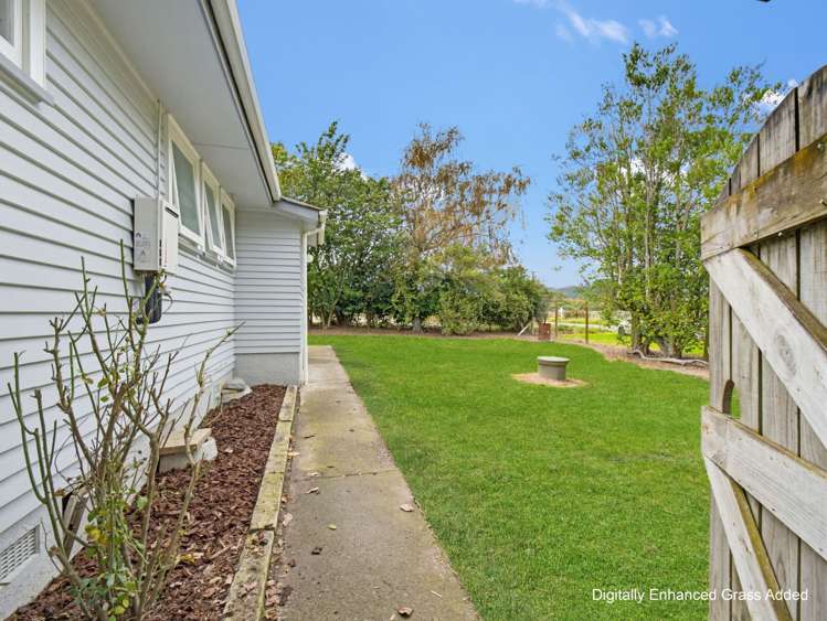 54 Kuku Beach Road Levin_8
