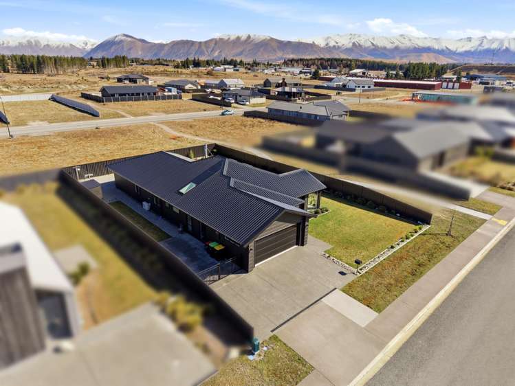 52 Lakeland Avenue Twizel_24