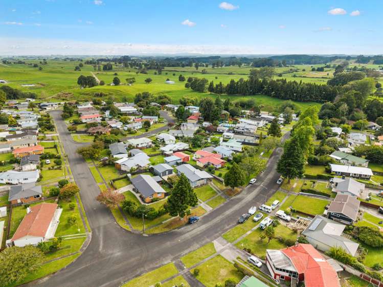 228 West Parkdale Street Tokoroa_21