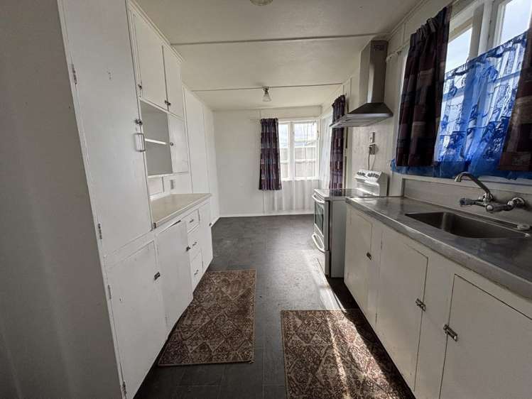 47 Goldsmith Crescent 10516_2