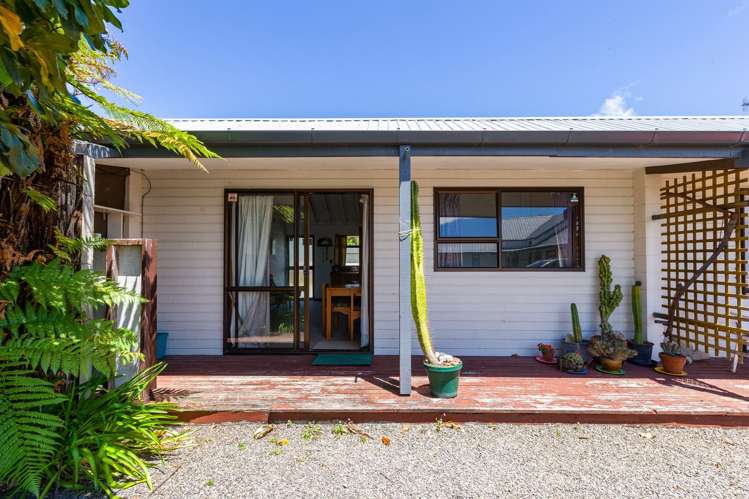 10/225 State Highway 1 Lake Taupo (East)_9