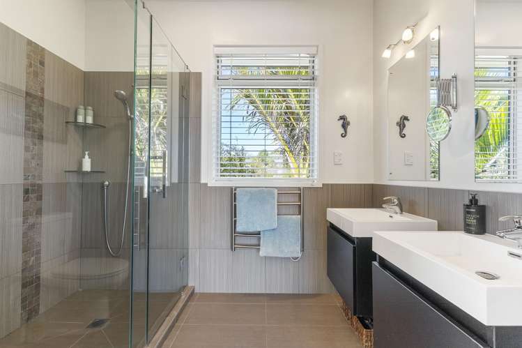 35 Polo Lane Whitford_22