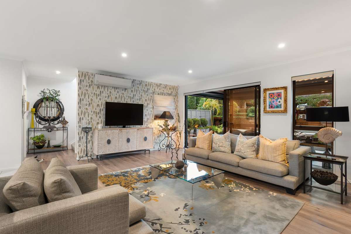 32 Charles Heaphy Lane_2