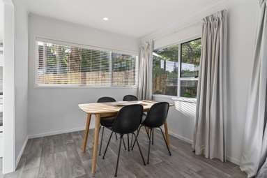 2/63 John Downs Drive_2