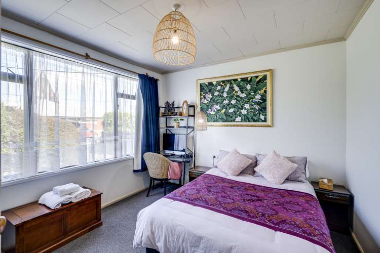 607 Frederick Street West Mahora_18