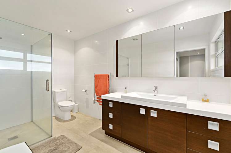 11 Milano Boulevard Karaka_13