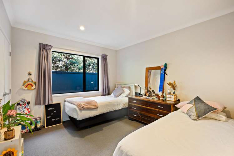 606 Nottingley Road Frimley_10