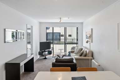 102/23 Maunganui Road_1
