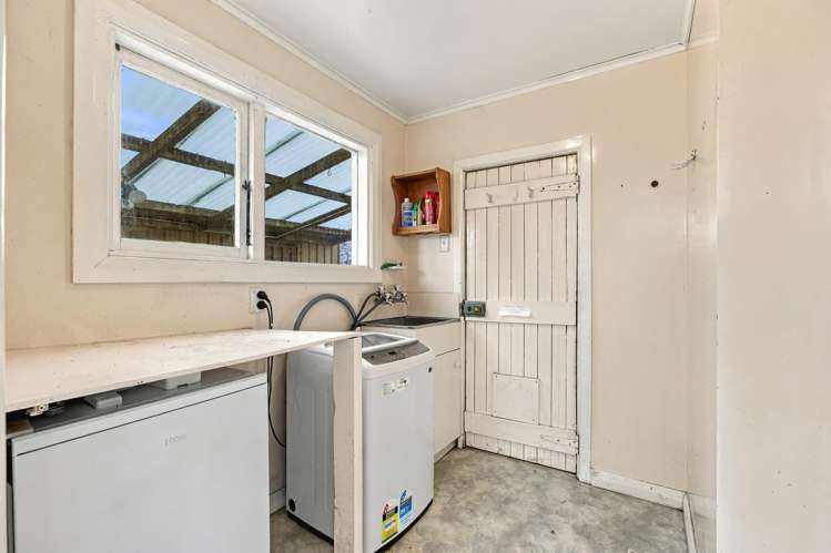 30 Tongariro Road Turangi_16