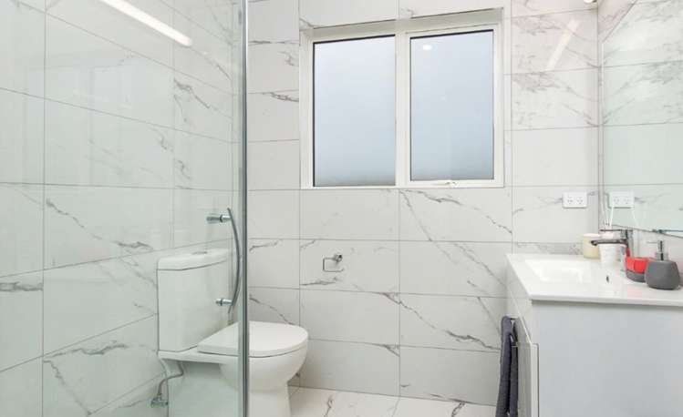 Ken Douglas Drive Aotea_5