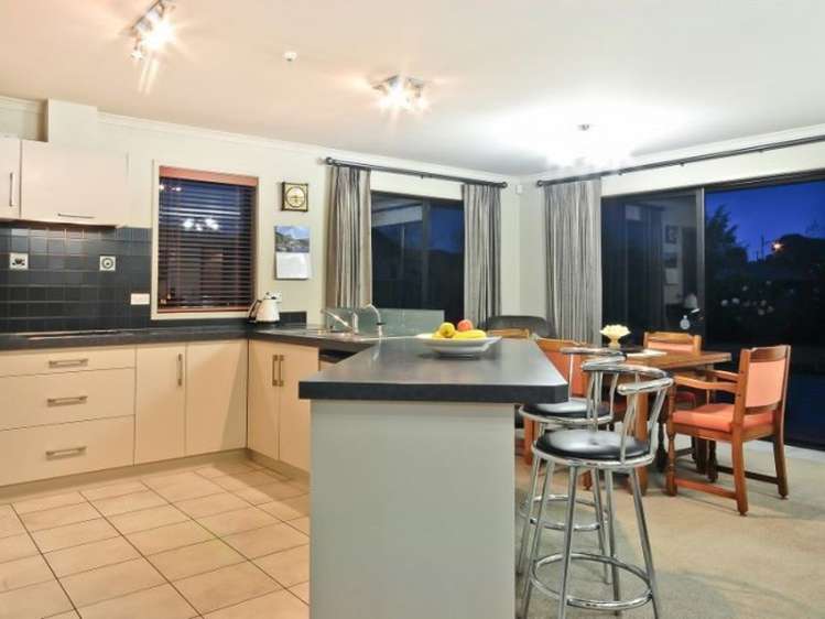 1 Belgrave Court Huntington_9