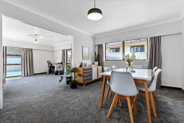 24 Lachlan Drive Dinsdale_2