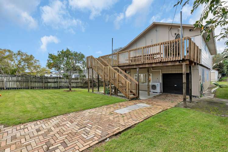 15 Pyle Road West One Tree Point_25