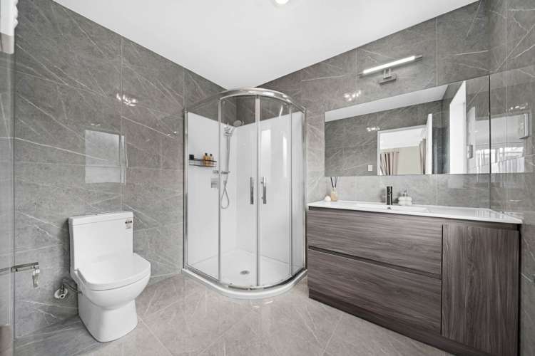 135 Flat Bush School Road Flat Bush_24