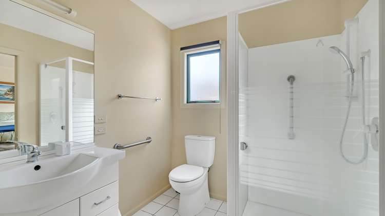 2/50 Mcfaddens Road Saint Albans_8