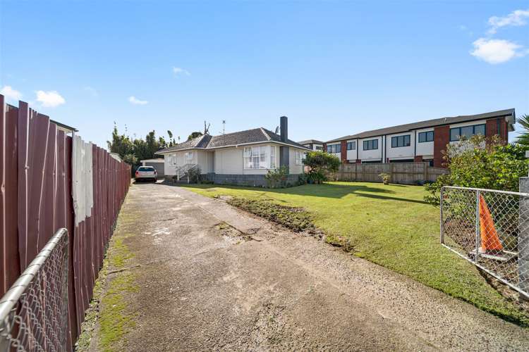 66 Friesian Drive Mangere_11