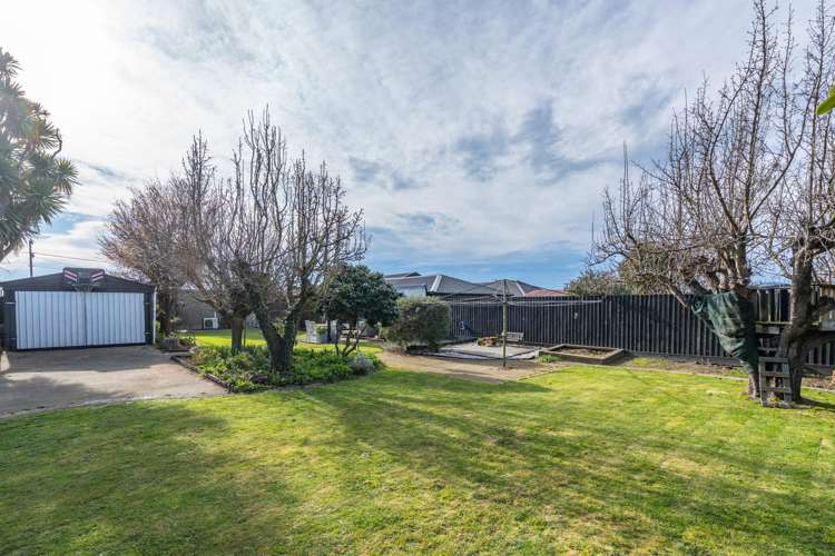 86 Neill Street Hornby_22