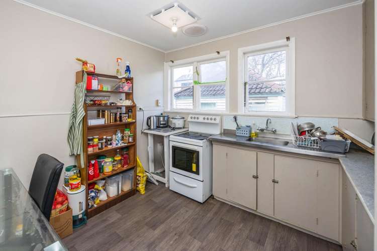 92 & 94 Peachgrove Road Hamilton East_6
