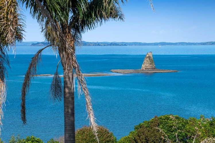 1023 Whangaparaoa Road Tindalls Beach_10