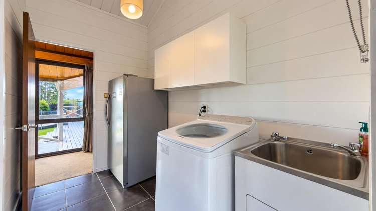 8 Innes Road Lichfield_11