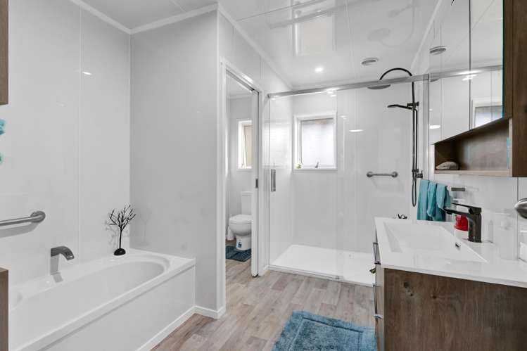 37 Warwick Road Stratford_18