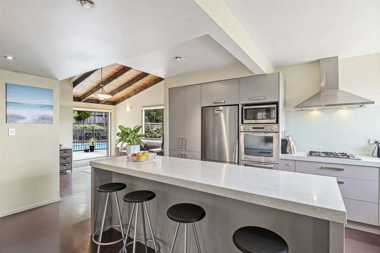 21 Longfellow Parade Glen Eden_6