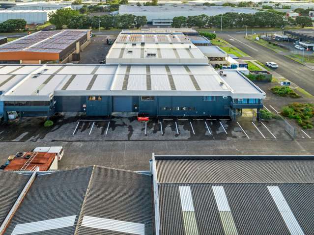 Units A and B/5 Andromeda Crescent East Tamaki_1