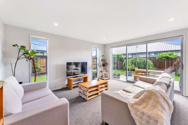 6 Burrow Street Rolleston_2