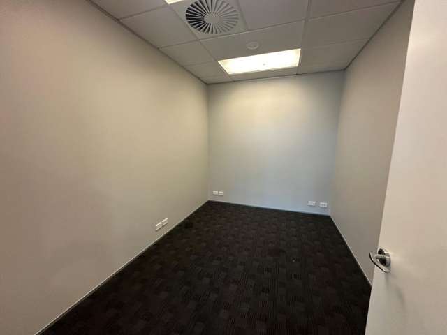 Ground Floor, 4 Pavilion Drive, Mangere Mangere_3